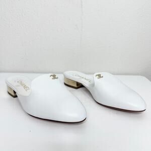 Chanel CC Logo White Leather Mule Slides Size 36 Gold Heel